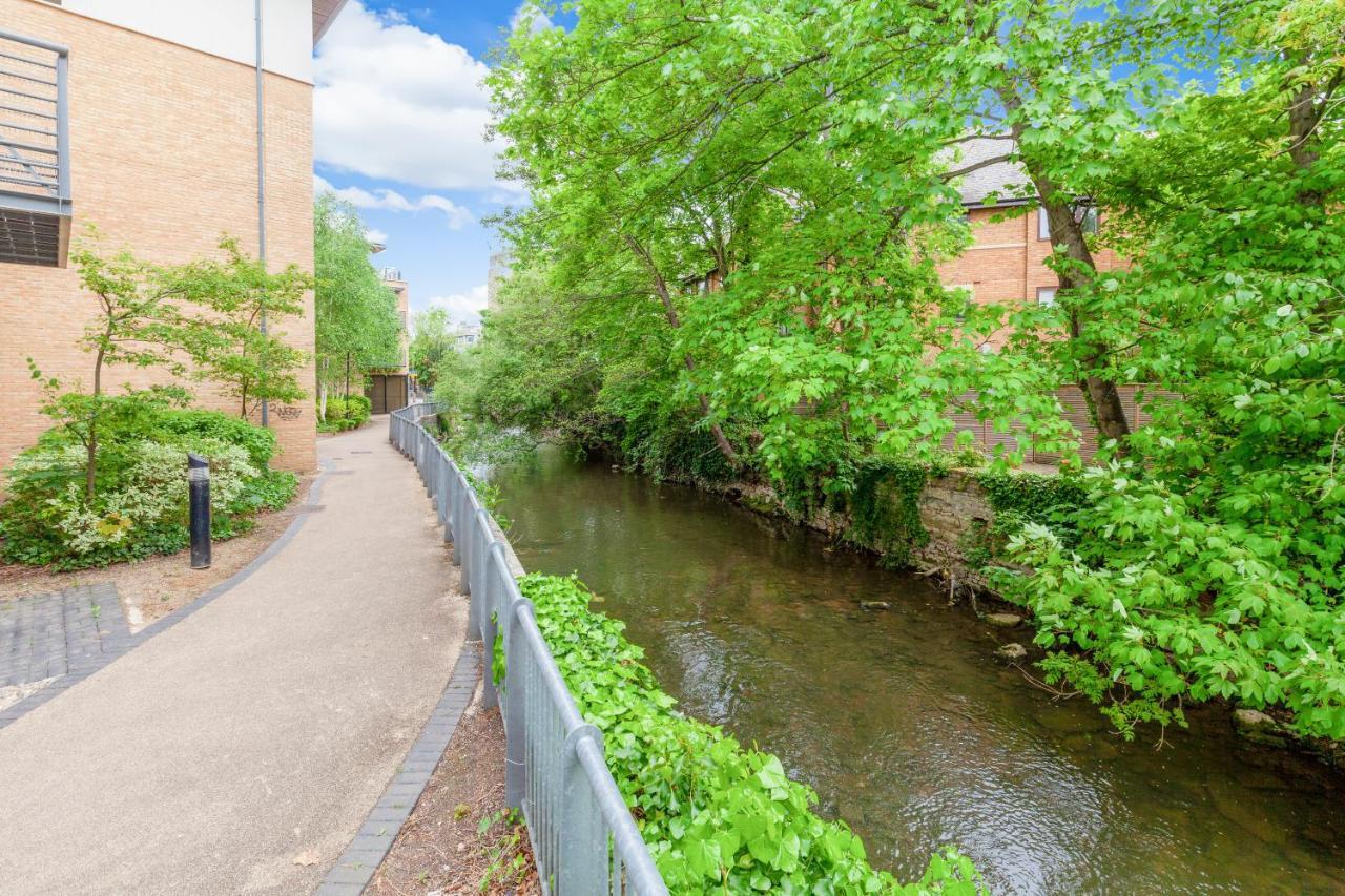 6 Swan Court Apartamento *