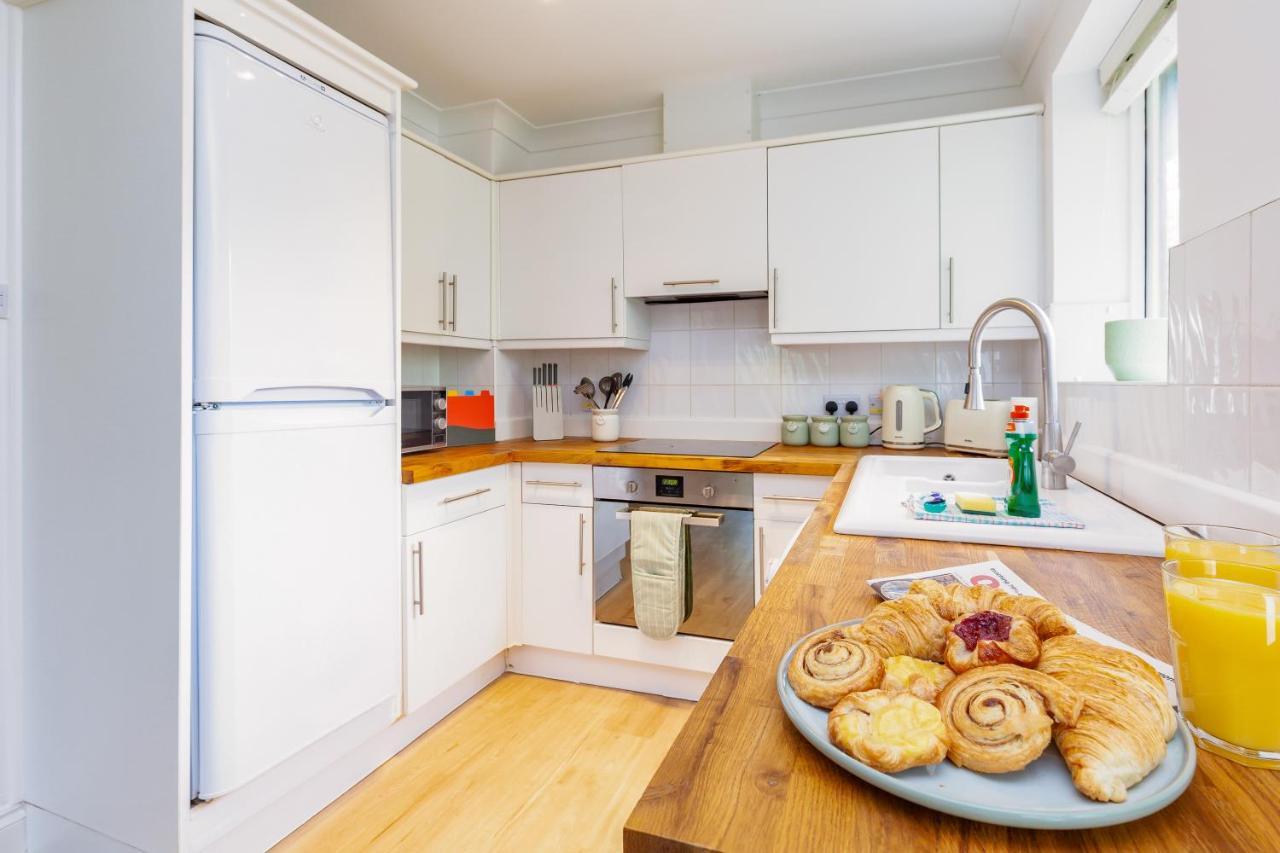 6 Swan Court Oxford